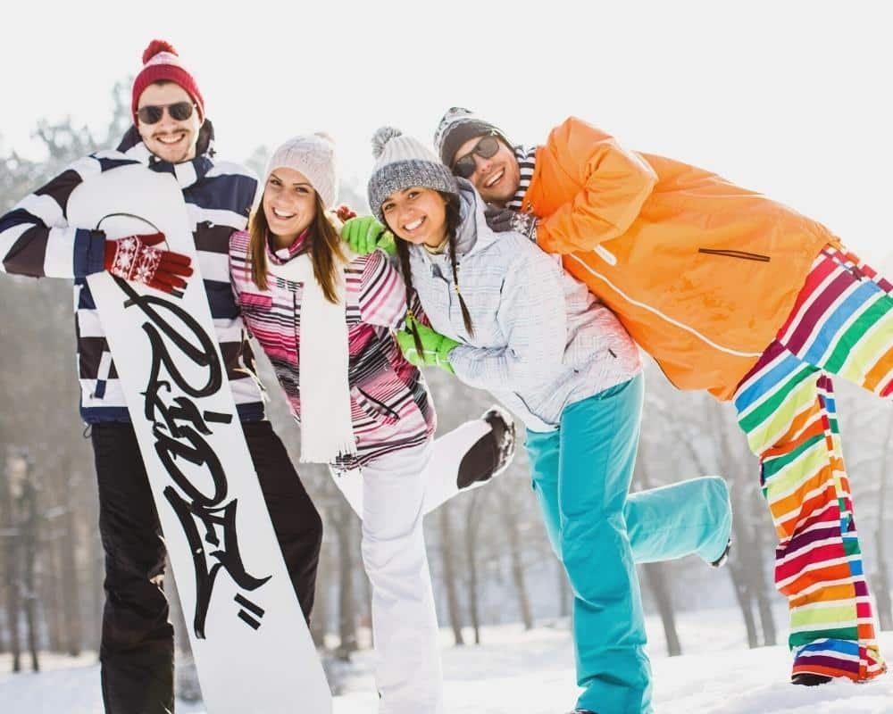 Skibekleidung 2022_23